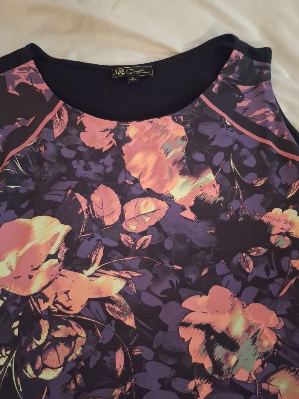 DG2 Diane Gilman Sleeveless Floral Printed Top - Black with Purple & Coral - Picture 3 of 6
